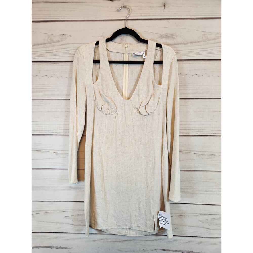 Asos Design Women's Beige Solid V-Neck Cut Out‎ Long Sleeve Mini Dress Si…
